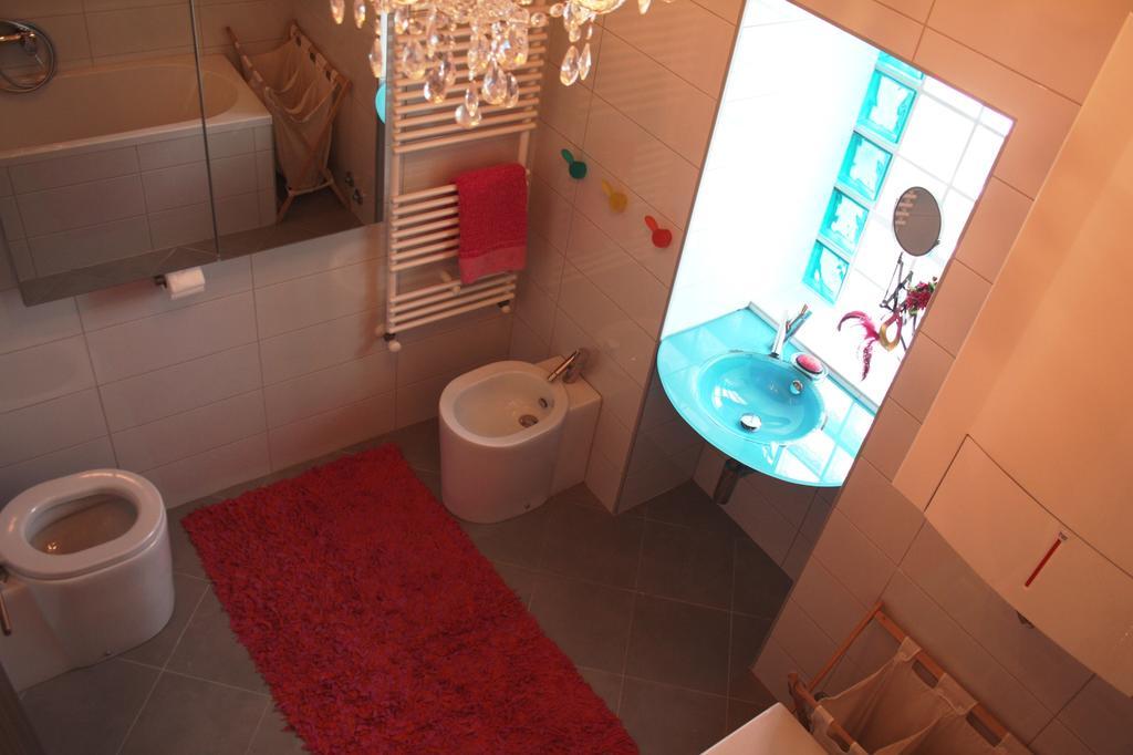 Orange Cube Apartment Rijeka Ruang foto