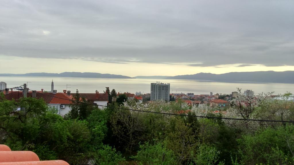 Orange Cube Apartment Rijeka Bagian luar foto