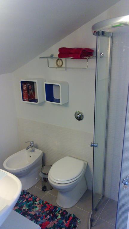 Orange Cube Apartment Rijeka Bagian luar foto